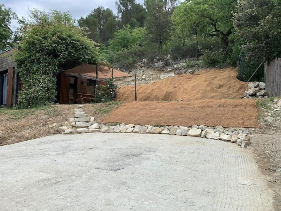 Maison En Bois A Entrechaux Esterno foto